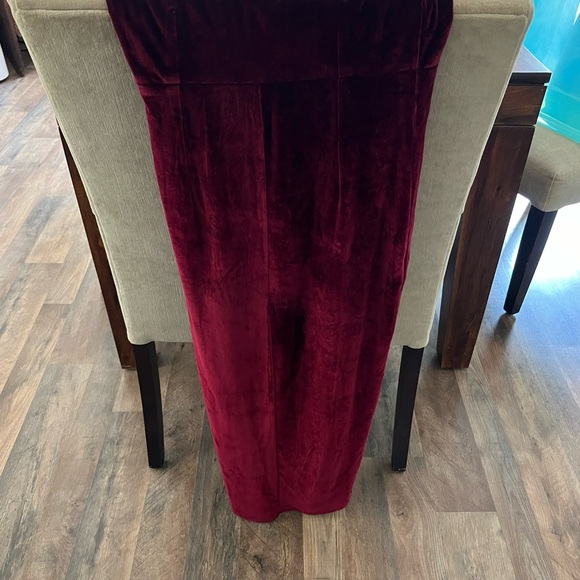 Baltic Born Kourtney Velvet One Shoulder Midi Dress - Picture 8 of 9